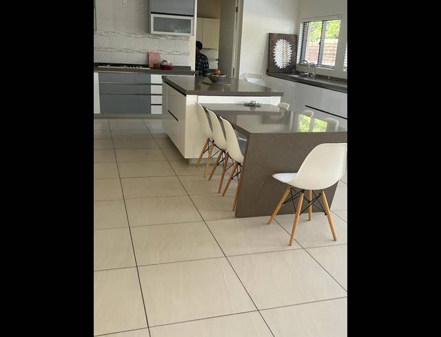 4 BEDROOM HOUSE FOR SALE IN AKASIA